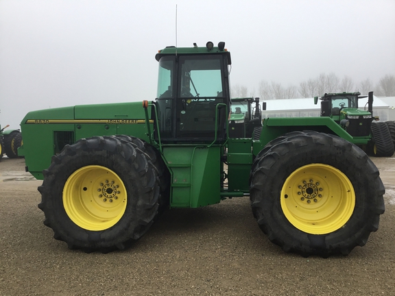 1996 John Deere 8870 Tractor 4WD