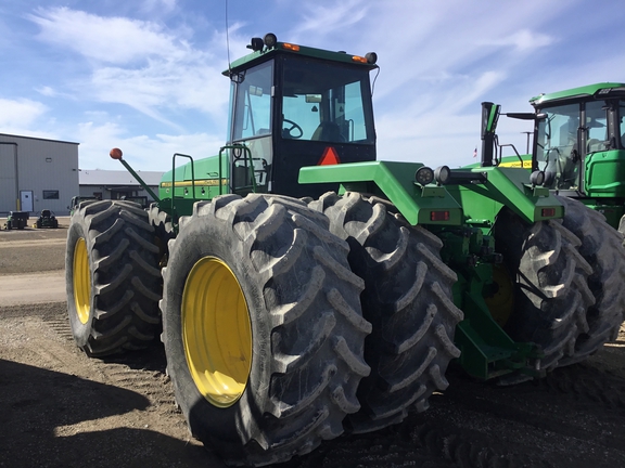 1996 John Deere 8870 Tractor 4WD