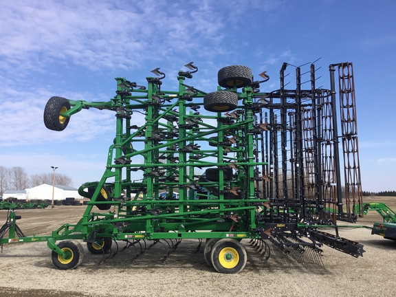2022 John Deere 2230FH Field Cultivator