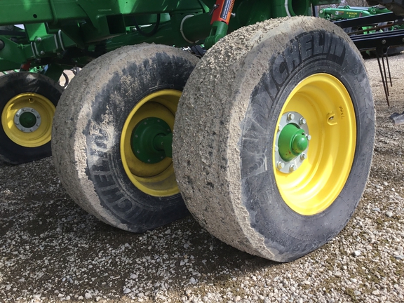 2022 John Deere 2230FH Field Cultivator