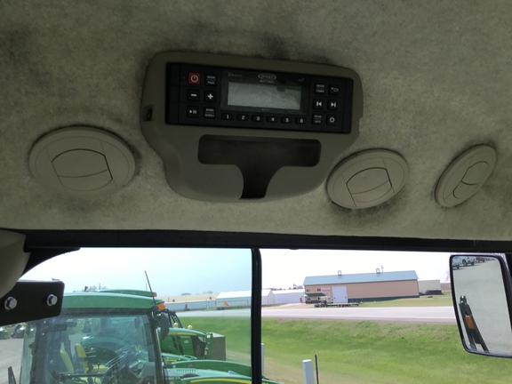 2024 John Deere 4066R Tractor Compact