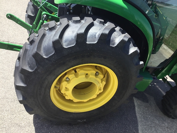 2023 John Deere 4066R Tractor Compact