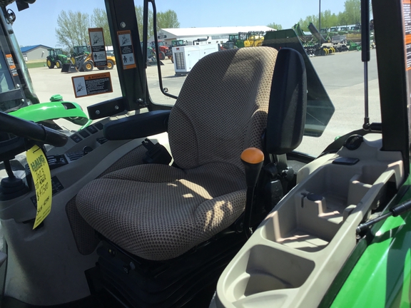2023 John Deere 4066R Tractor Compact