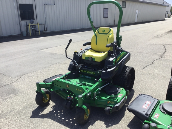 2025 John Deere Z970R Mower/Zero Turn