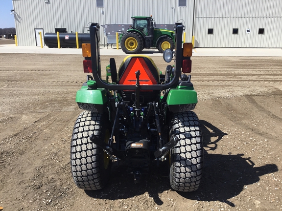 2020 John Deere 2032R Tractor Compact