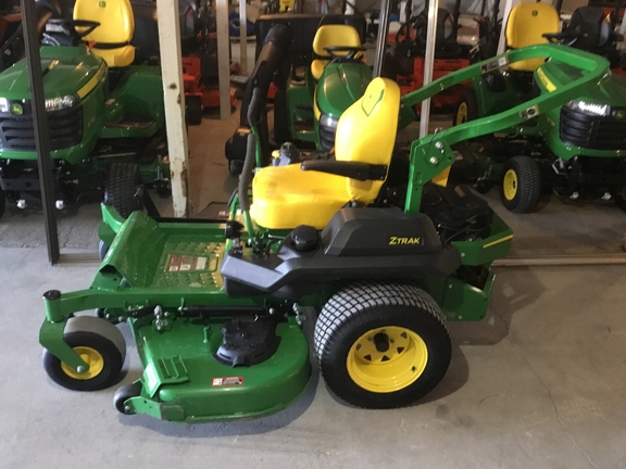 2025 John Deere Z730M Mower/Zero Turn