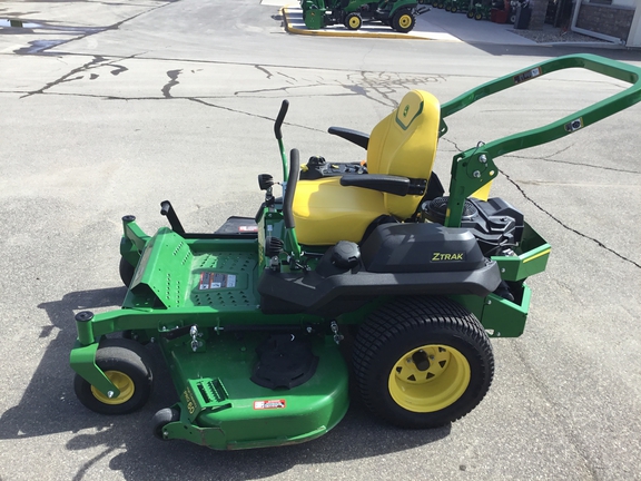 2025 John Deere Z730M Mower/Zero Turn