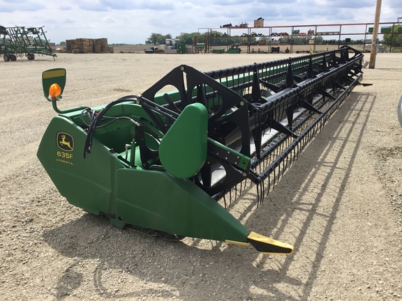 2006 John Deere 635F Header Combine