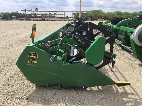 2006 John Deere 635F Header Combine