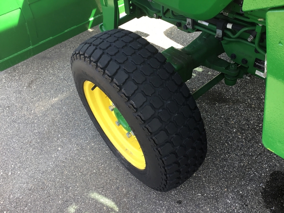 2021 John Deere 3046R Tractor Compact