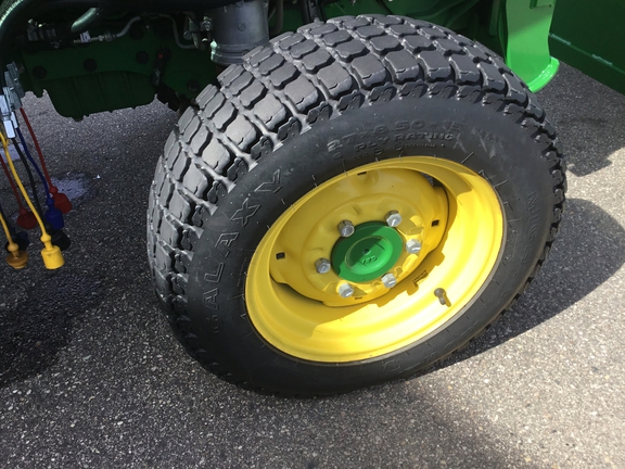 2021 John Deere 3046R Tractor Compact