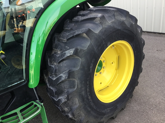 2021 John Deere 4066R Tractor Compact