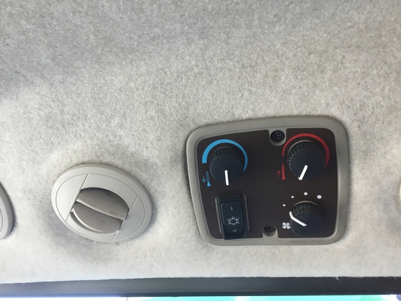 2021 John Deere 4066R Tractor Compact