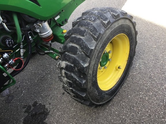 2021 John Deere 4066R Tractor Compact