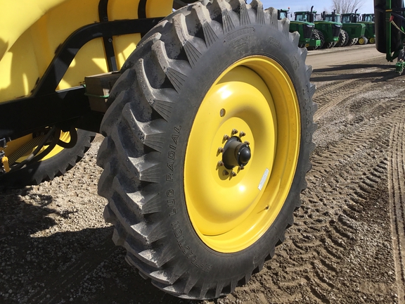 2022 Fast Distributing 9613 Sprayer