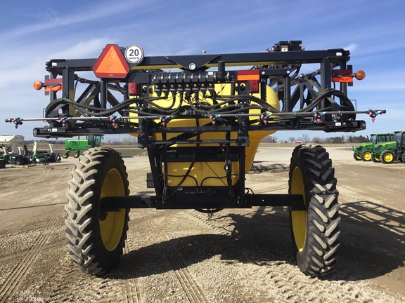 2022 Fast Distributing 9613 Sprayer
