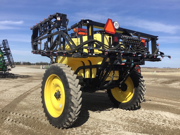 2022 Fast Distributing 9613 Sprayer