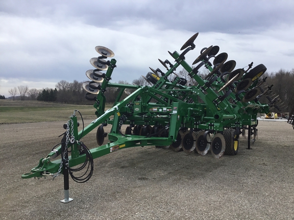 2025 John Deere 2730 Disk Ripper