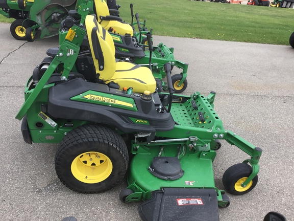 2022 John Deere Z950R Mower/Zero Turn