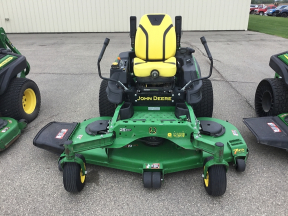 2022 John Deere Z950R Mower/Zero Turn