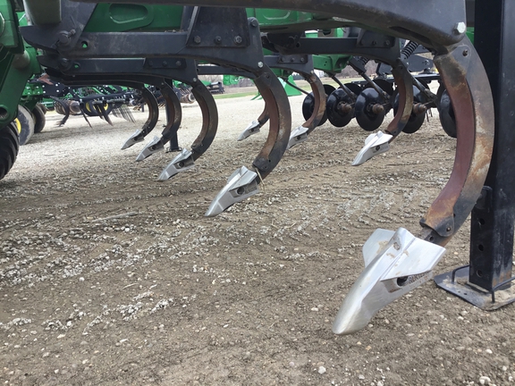 2023 John Deere 2730 Disk Ripper