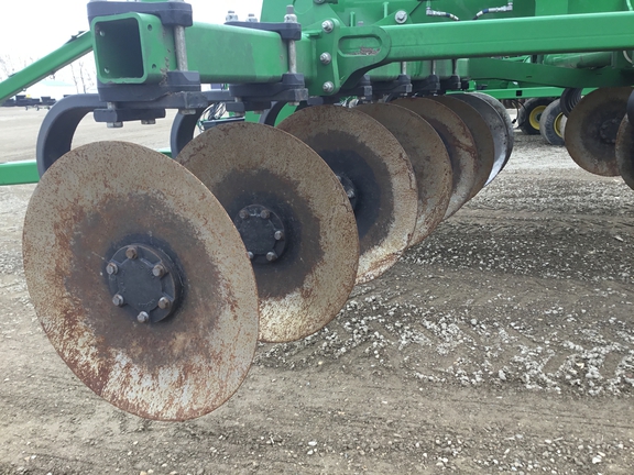 2023 John Deere 2730 Disk Ripper