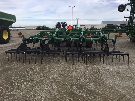 2023 John Deere 2730 Disk Ripper