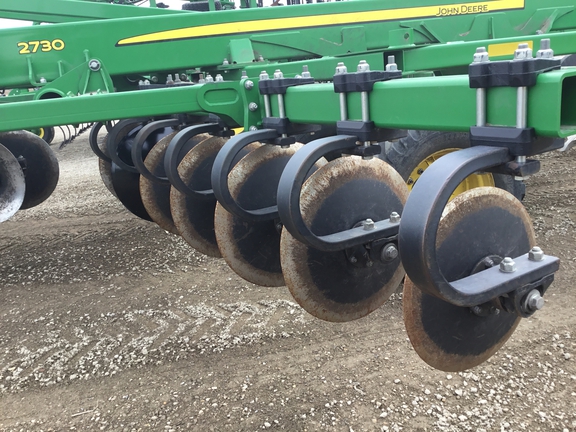 2023 John Deere 2730 Disk Ripper