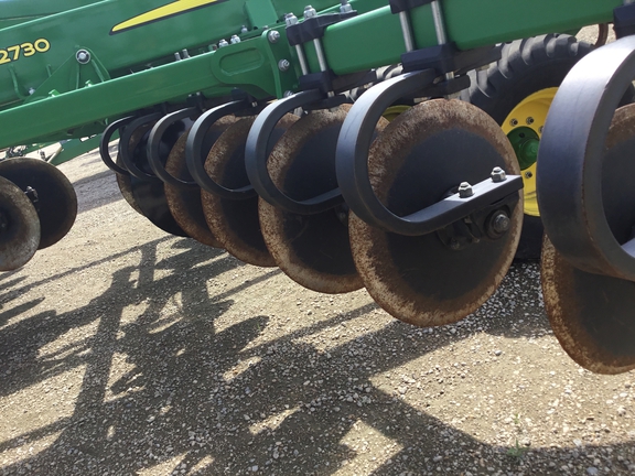 2023 John Deere 2730 Disk Ripper
