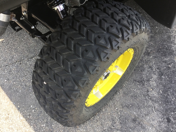 2023 John Deere XUV 835M ATV