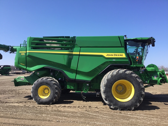 2024 John Deere X9 1000 Combine