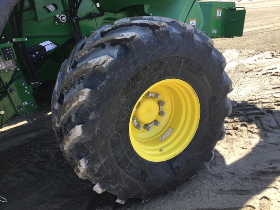 2024 John Deere X9 1000 Combine