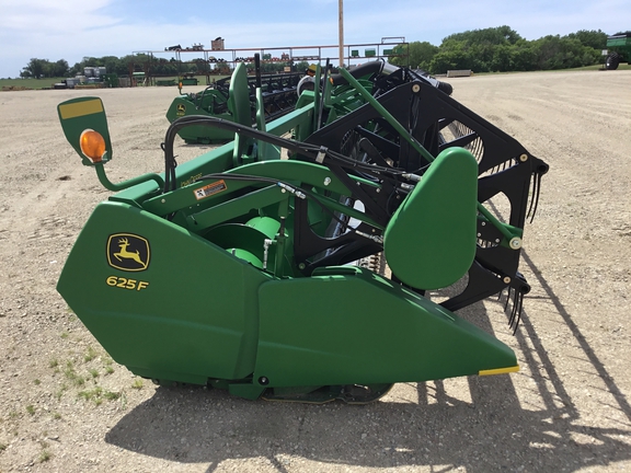 2012 John Deere 625F Header Combine