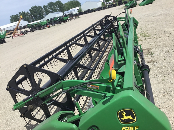 2012 John Deere 625F Header Combine