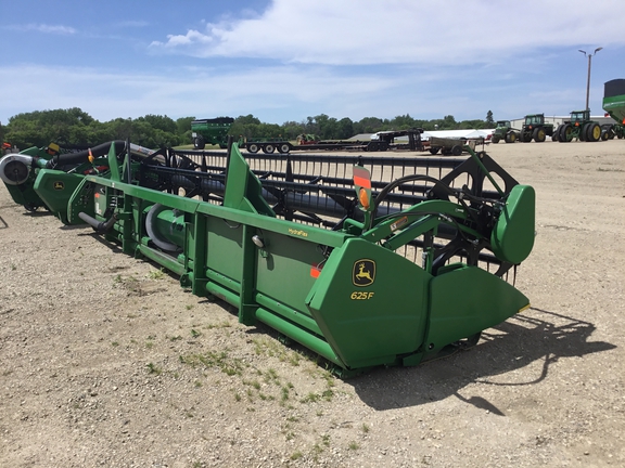 2012 John Deere 625F Header Combine