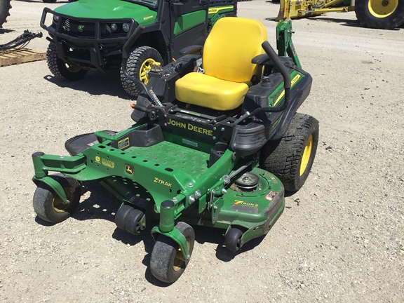 2019 John Deere Z915E Mower/Zero Turn