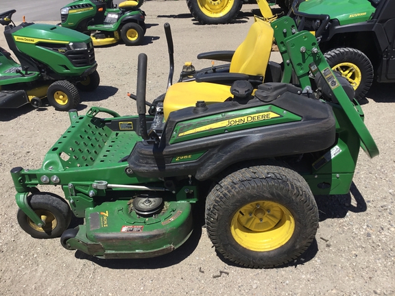 2019 John Deere Z915E Mower/Zero Turn