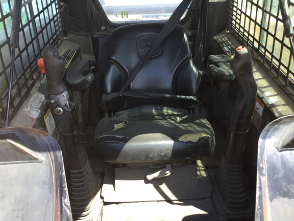 2008 John Deere 332 Skid Steer Loader