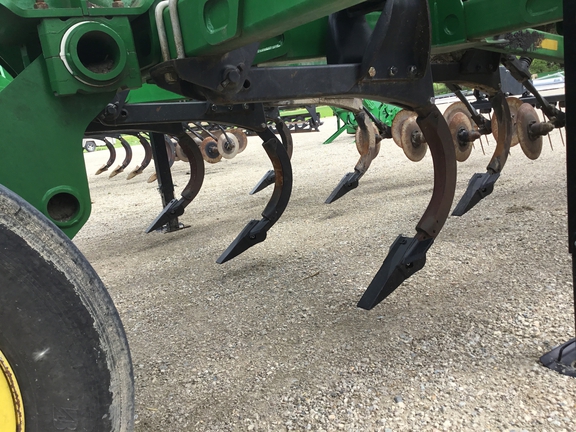 2018 John Deere 2730 Disk Ripper