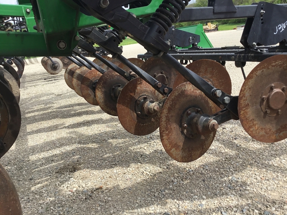 2018 John Deere 2730 Disk Ripper