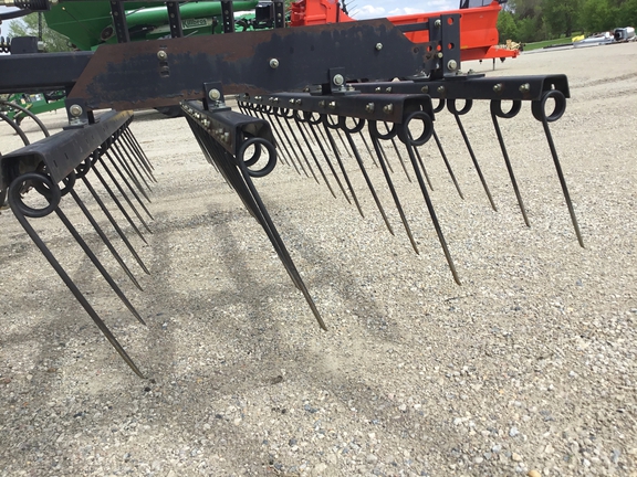 2007 John Deere 2210 Field Cultivator