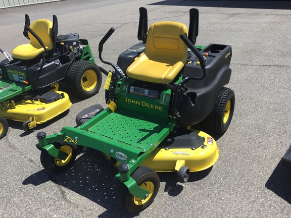 2007 John Deere Z245 Mower/Zero Turn