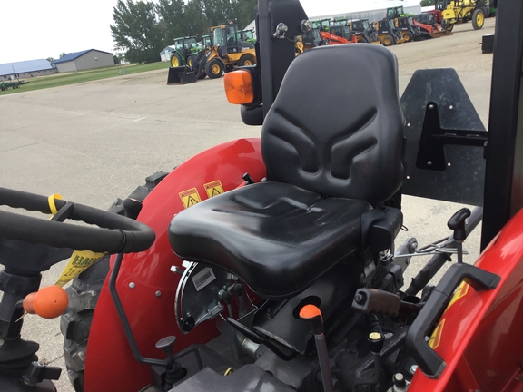 2019 Massey Ferguson 2607H Tractor