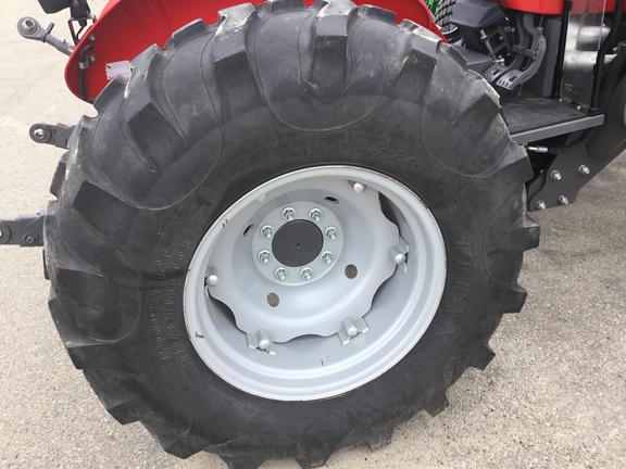 2019 Massey Ferguson 2607H Tractor