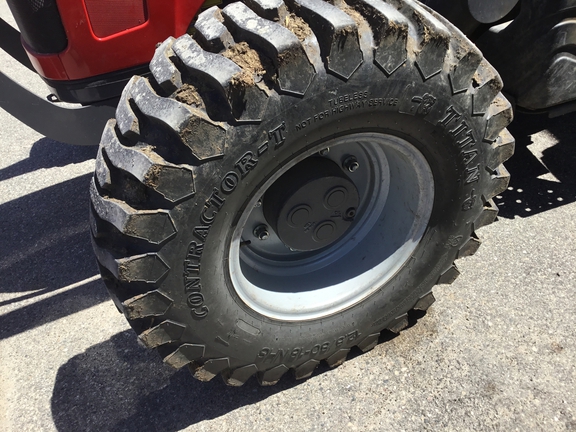 2019 Massey Ferguson 2607H Tractor