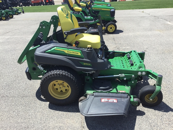 2024 John Deere Z950R Mower/Zero Turn