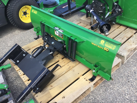 2015 John Deere 1585 Mower/Front Deck