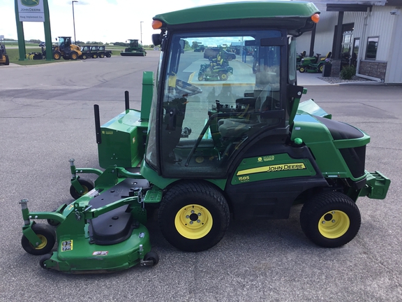 2015 John Deere 1585 Mower/Front Deck