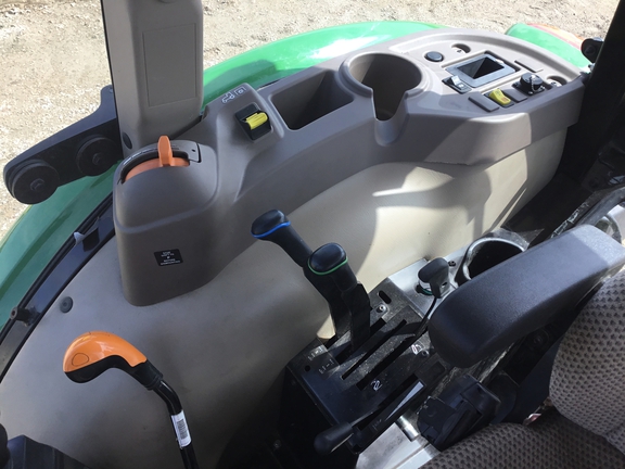 2024 John Deere 5075E Tractor