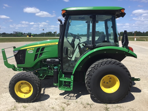 2024 John Deere 5075E Tractor